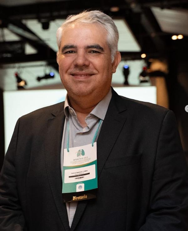Retrato do médico pneumologista Thulio Marquez Cunha.