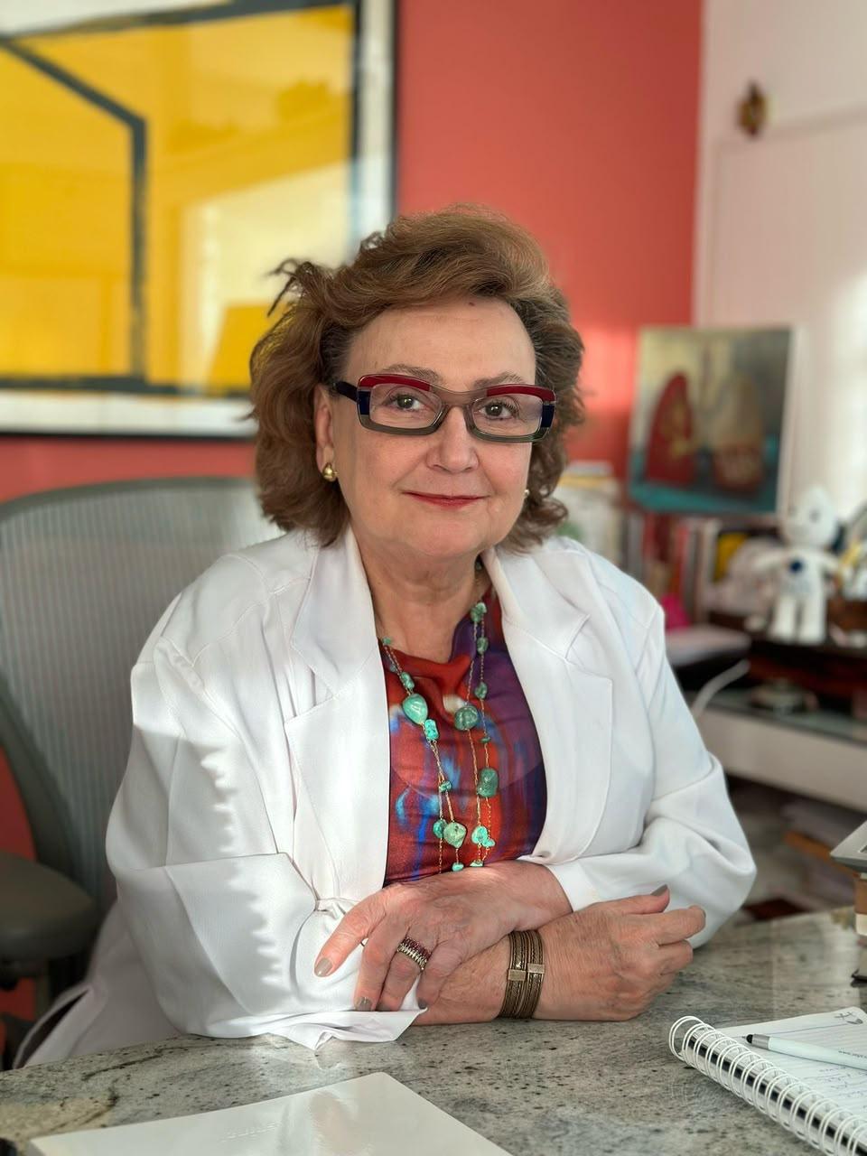 Retrato da médica pneumologista Margareth Pretti Dalcolmo.